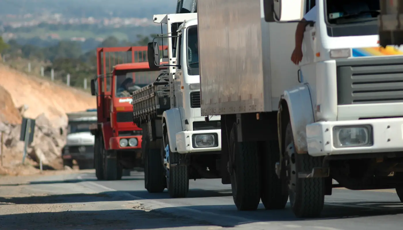 Riscos do transporte de cargas: quais são e como reduzir